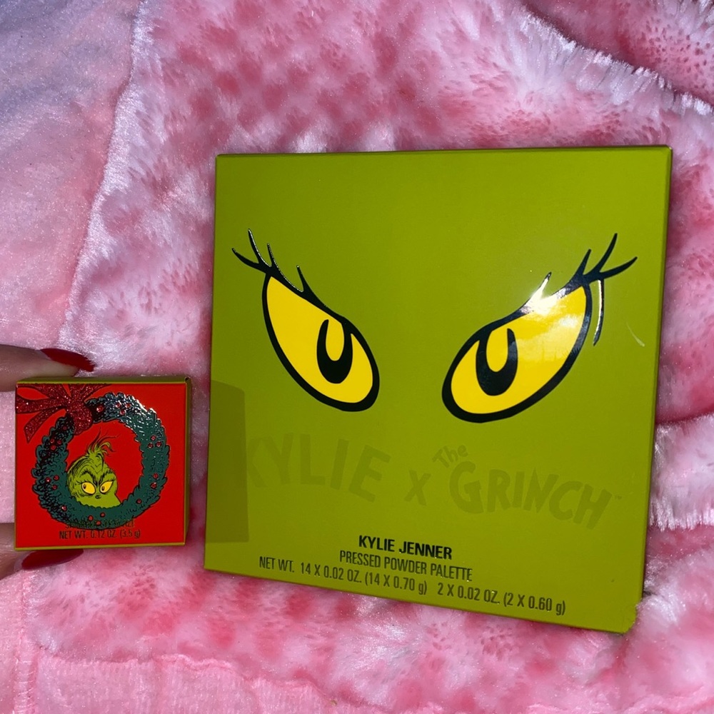 Limited edition Kylie  x grinch collection